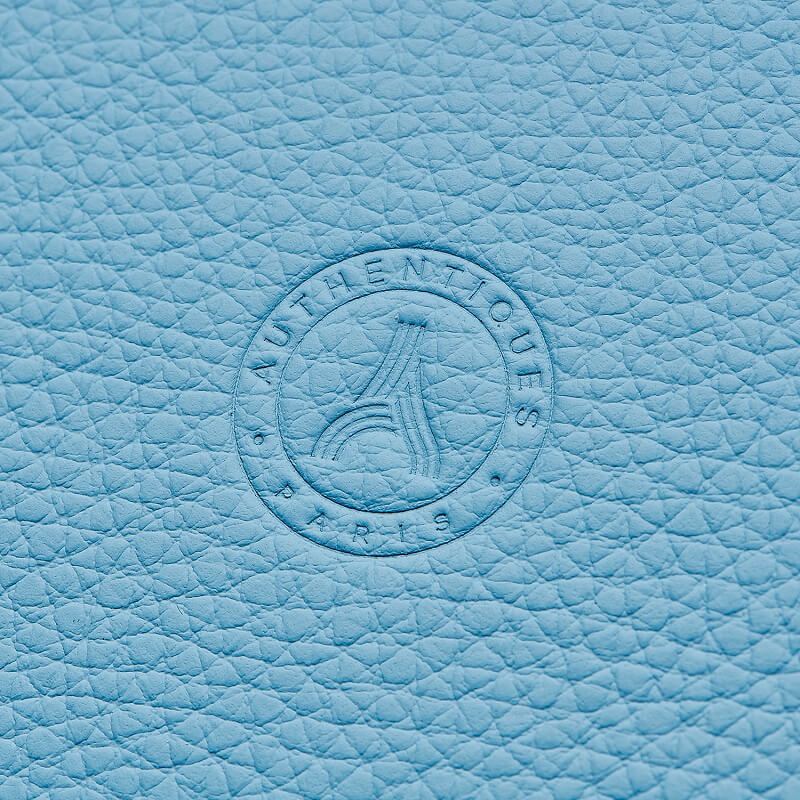 cintre cuir luxe bleu logo